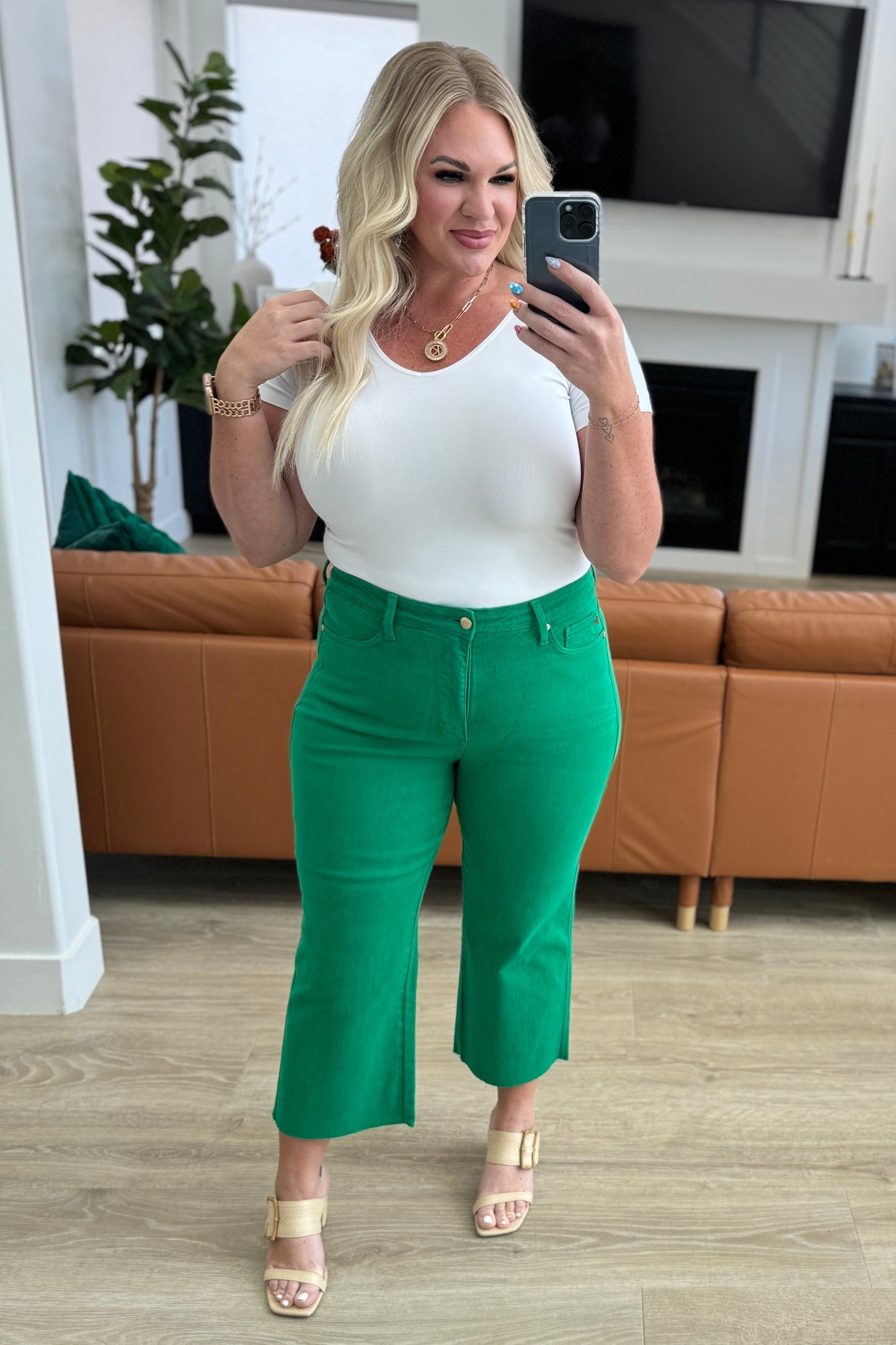 Lisa High Rise Control Top Wide Leg Crop Jeans in Kelly Green ~ Online Exclusive