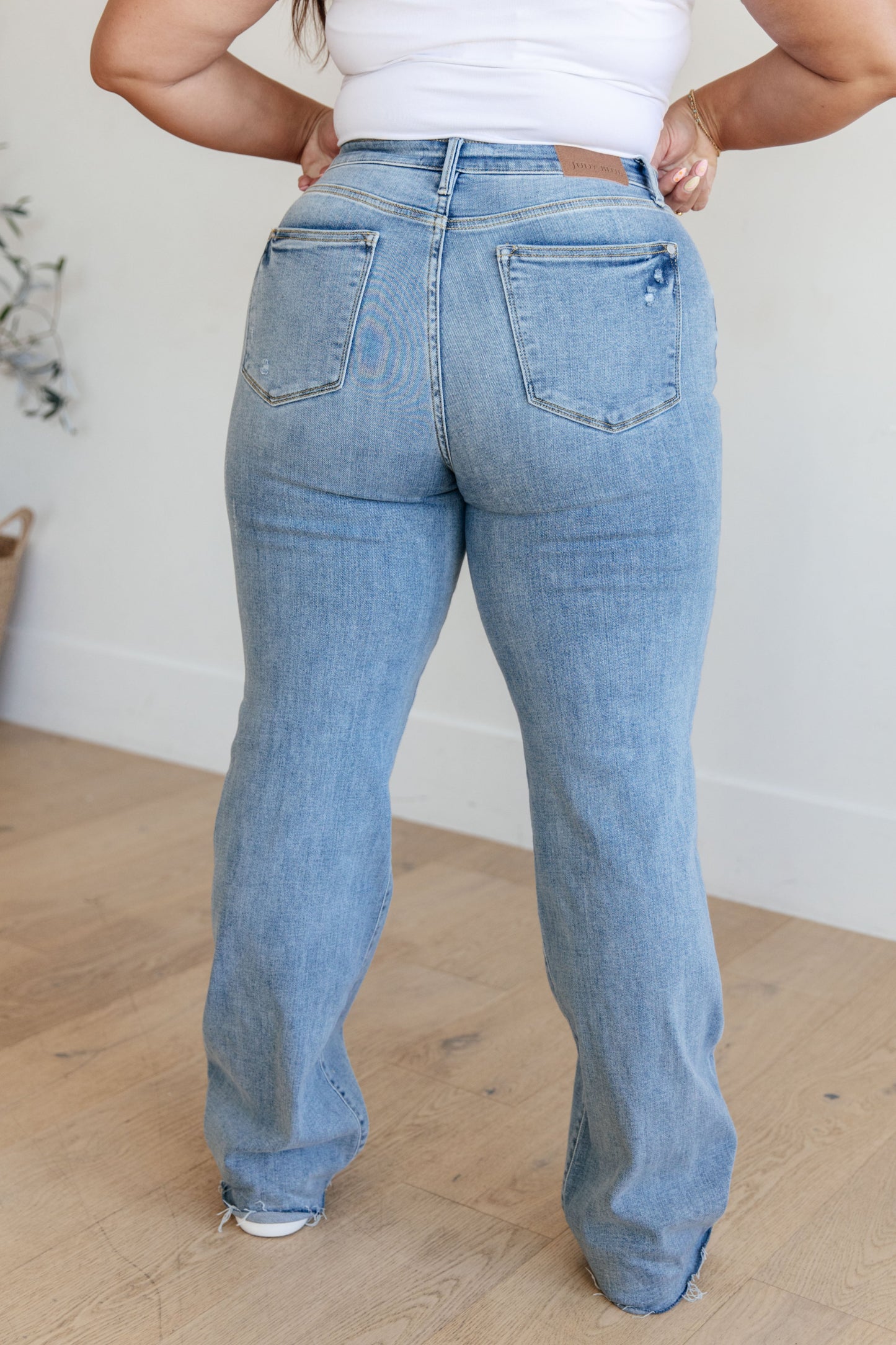 Mildred High Rise V Front Waistband Straight Jeans ~ Online Exclusive