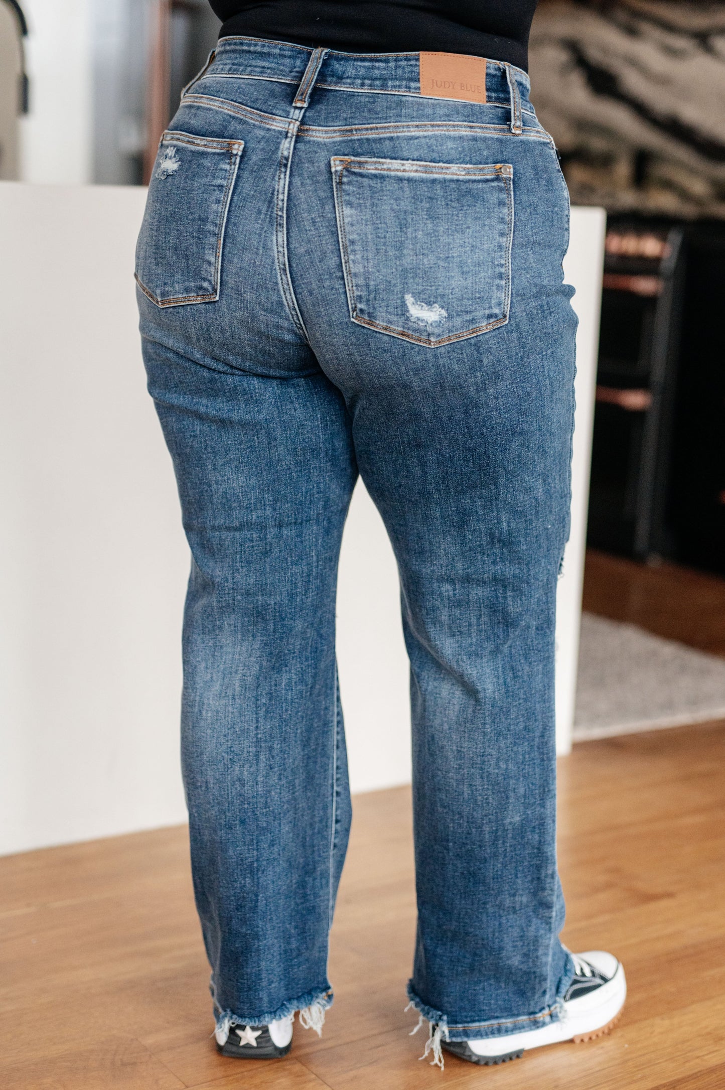 Rose High Rise 90's Straight Jeans in Dark Wash ~ Online Exclusive