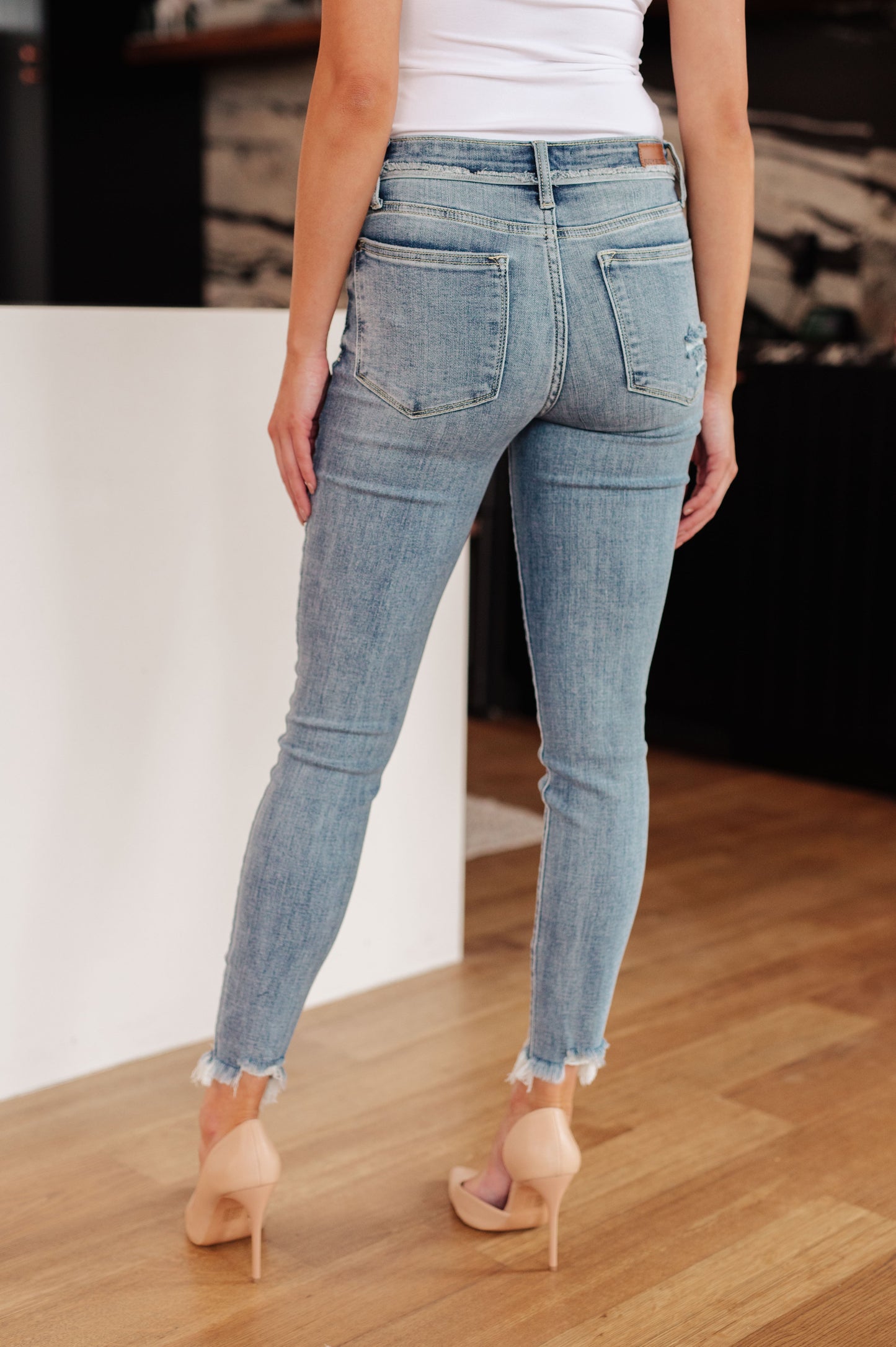 Sherry Mid Rise Release Waistband Detail Skinny ~ Online Exclusive